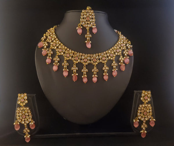Gold and pink beads choker set